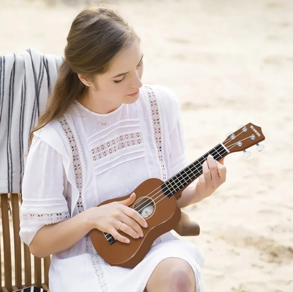 Ukulele Huawind Brown